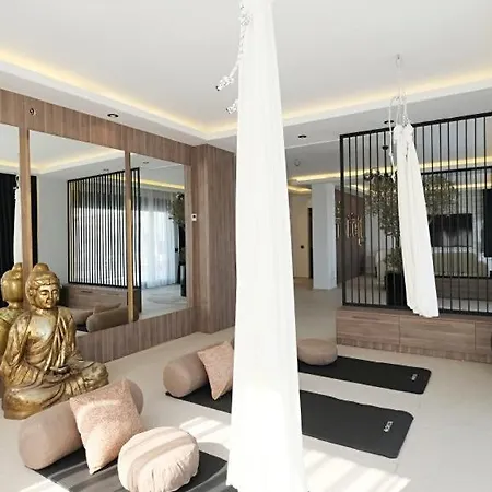 Luxury With A Private Pool Willa *