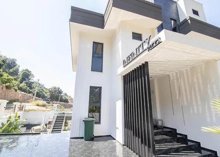 Luxury With A Private Pool *